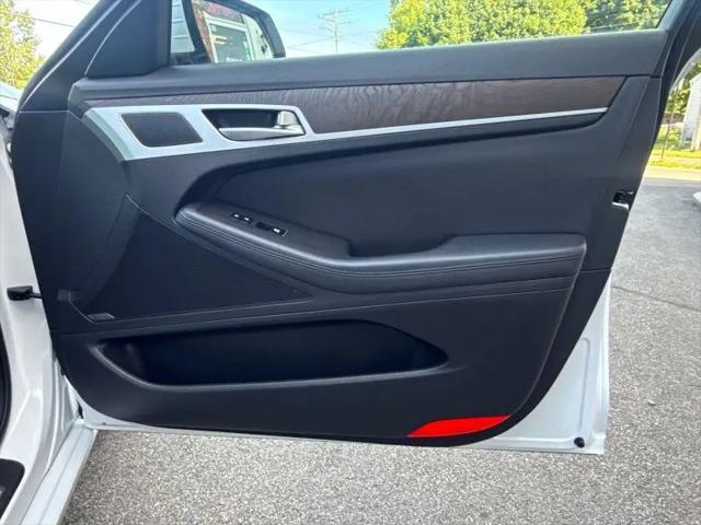 2015 Hyundai Genesis 3.8