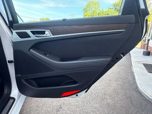 2015 Hyundai Genesis 3.8