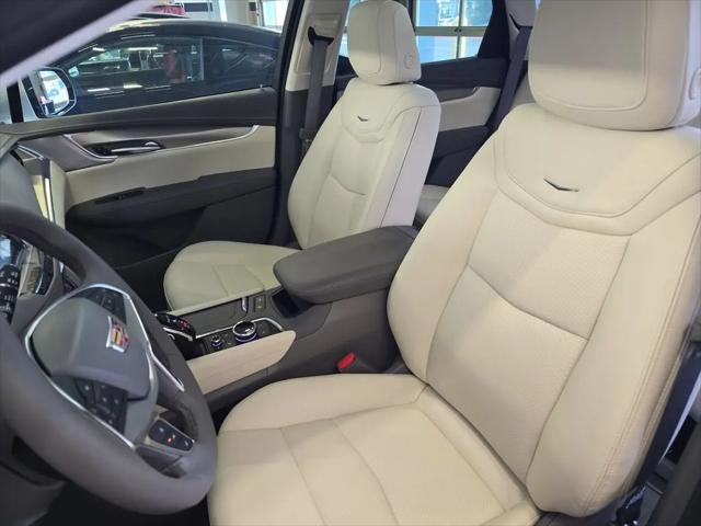 2026 Cadillac XT5 Premium Luxury FWD