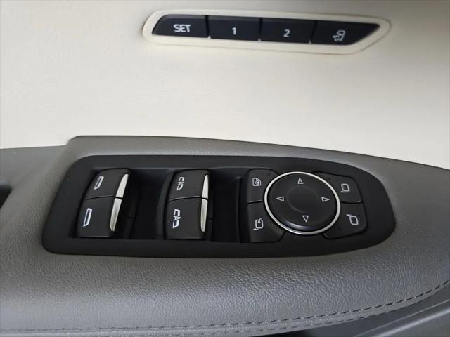 2026 Cadillac XT5 Premium Luxury FWD
