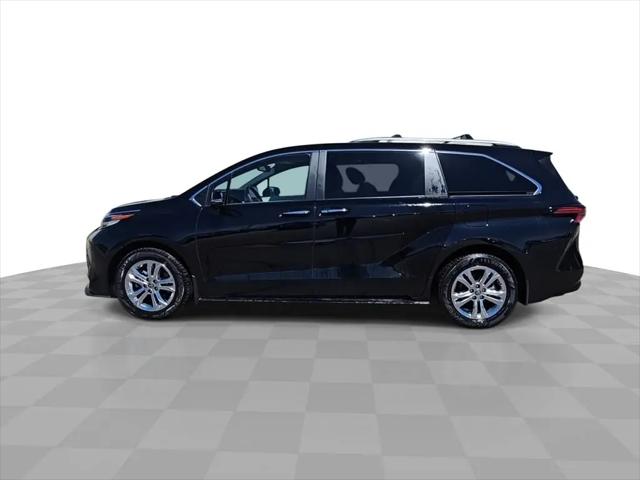 2022 Toyota Sienna Platinum
