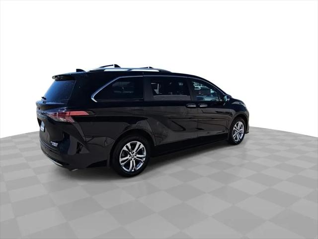 2022 Toyota Sienna Platinum