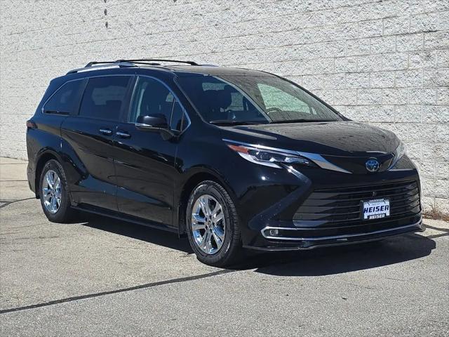 2022 Toyota Sienna Platinum