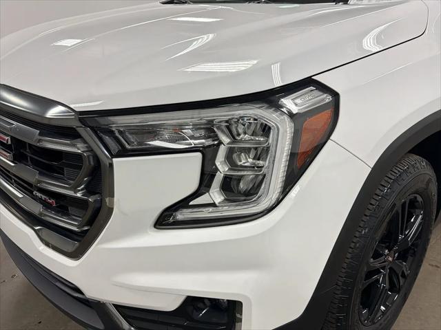 2023 GMC Terrain AWD AT4