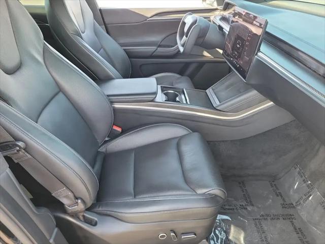 2022 Tesla Model X Plaid Tri Motor All-Wheel Drive