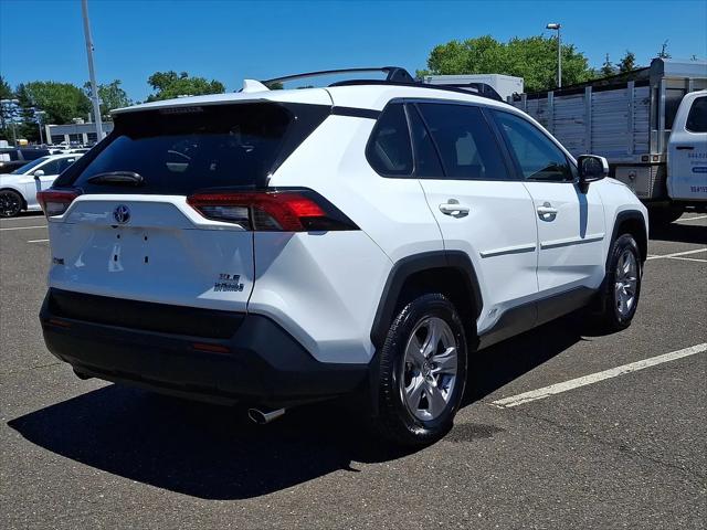 2022 Toyota RAV4 Hybrid XLE