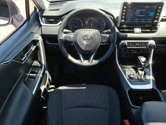 2022 Toyota RAV4 Hybrid XLE