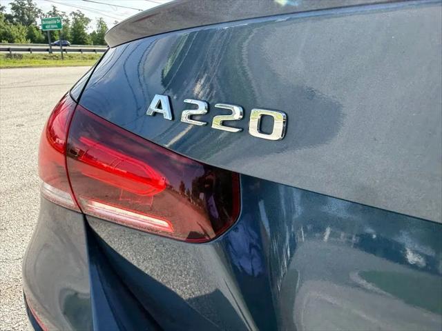 2021 Mercedes-Benz A 220 A 220
