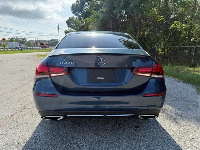 2021 Mercedes-Benz A 220 A 220