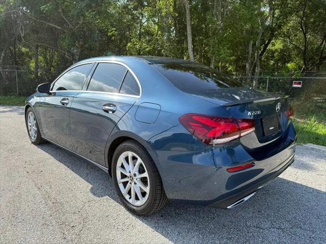 2021 Mercedes-Benz A 220 A 220