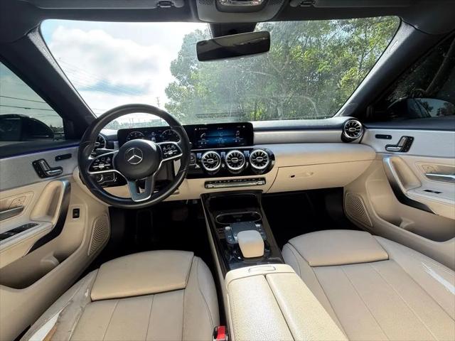 2021 Mercedes-Benz A 220 A 220
