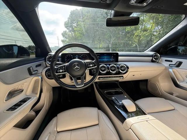 2021 Mercedes-Benz A 220 A 220