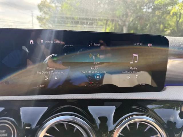 2021 Mercedes-Benz A 220 A 220