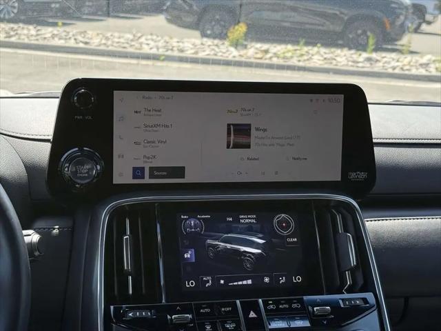 2023 Lexus LX Premium