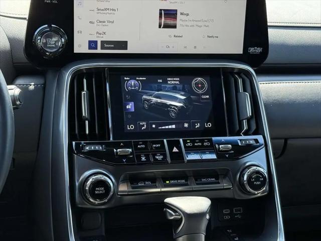 2023 Lexus LX Premium