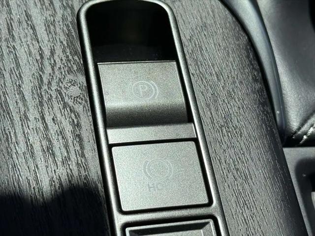 2023 Lexus LX Premium