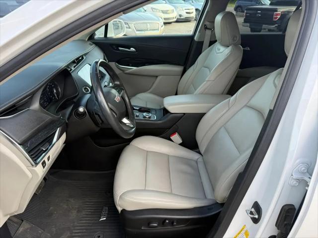 2020 Cadillac XT4 AWD Premium Luxury