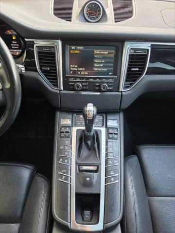 2015 Porsche Macan S