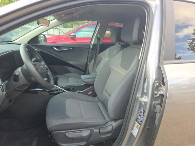2025 Kia Niro LX