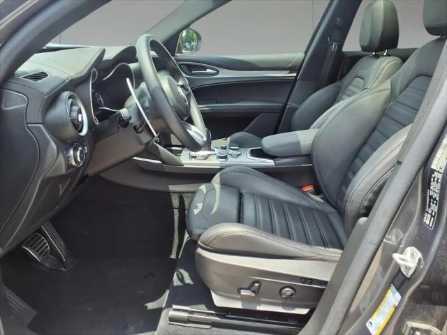 2023 Alfa Romeo Stelvio Veloce AWD