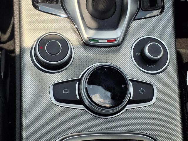 2023 Alfa Romeo Stelvio Veloce AWD