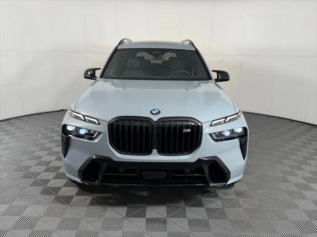 2027 BMW X7 M60i