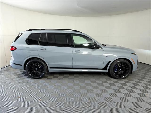 2027 BMW X7 M60i