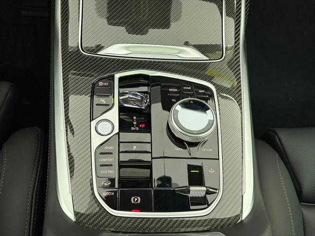 2027 BMW X7 M60i