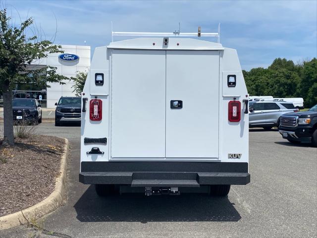 2026 Ford E-350 Cutaway Base Cutaway