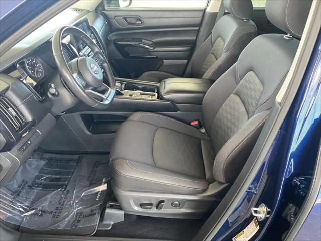 2024 Nissan Pathfinder SV FWD