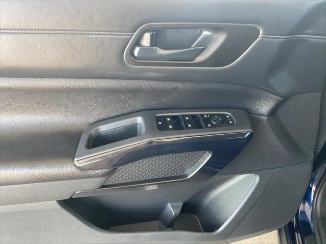 2024 Nissan Pathfinder SV FWD