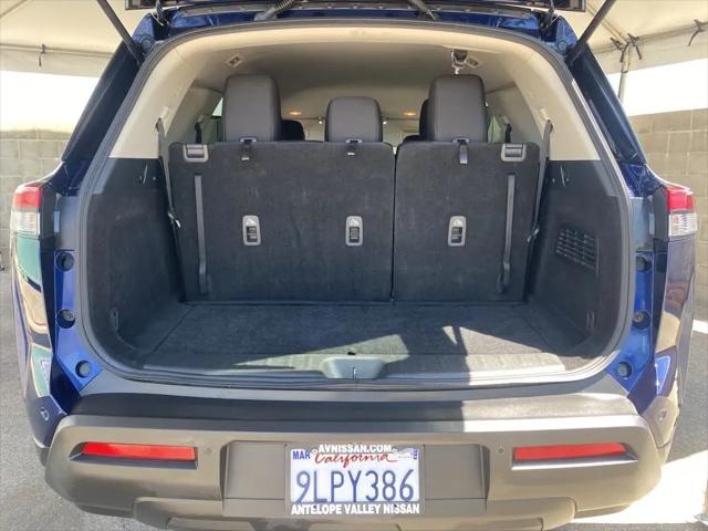 2024 Nissan Pathfinder SV FWD
