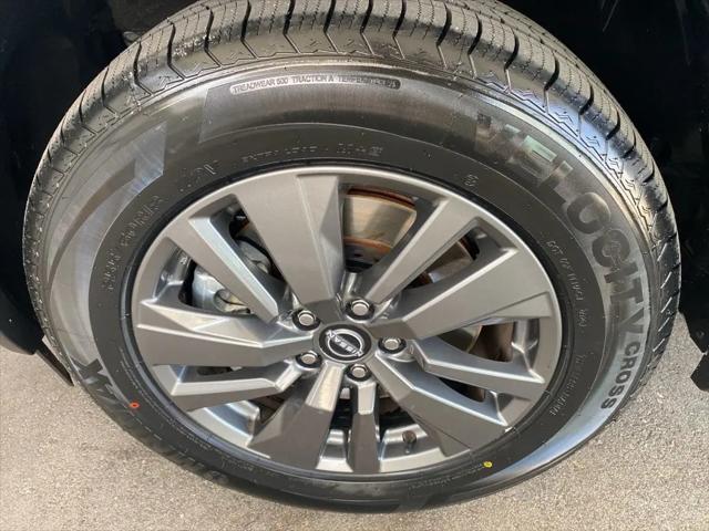 2024 Nissan Pathfinder SV FWD