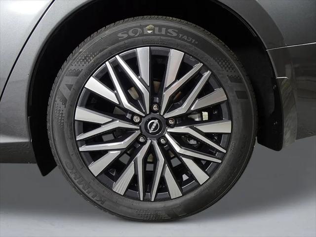 2026 Nissan Altima SV FWD