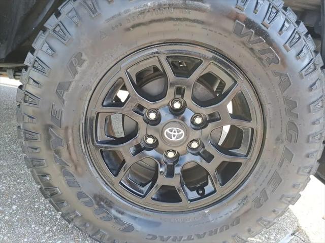 2022 Toyota Tacoma SR5 V6