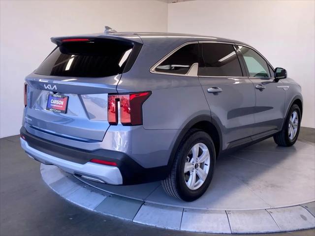 2025 Kia Sorento LX
