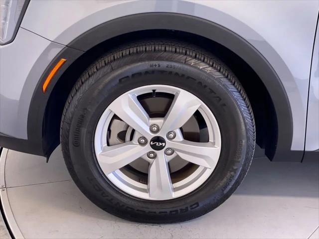 2025 Kia Sorento LX