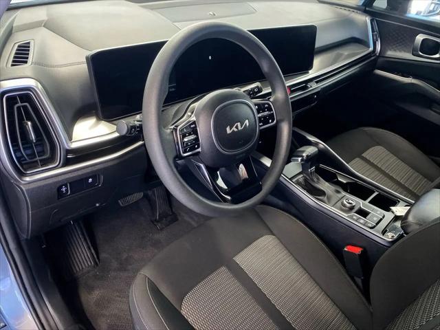 2025 Kia Sorento LX
