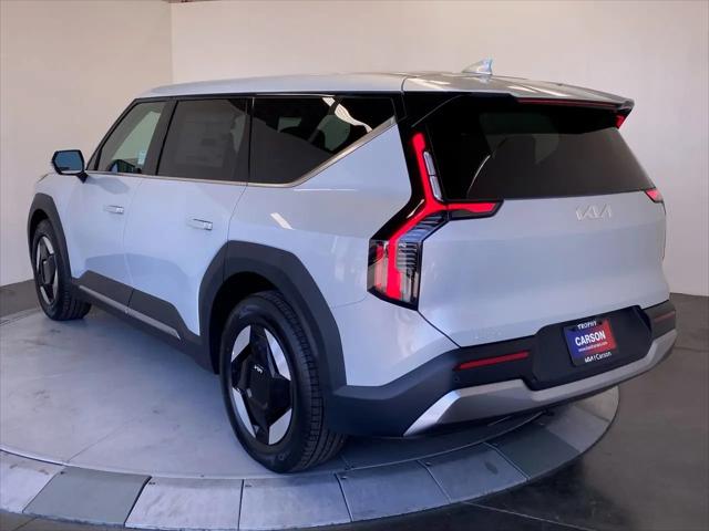 2026 Kia EV9 Light Long Range