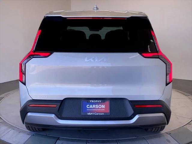 2026 Kia EV9 Light Long Range