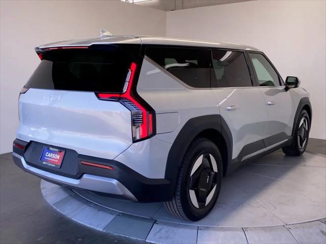 2026 Kia EV9 Light Long Range