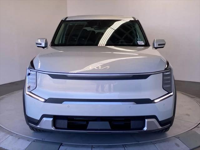 2026 Kia EV9 Light Long Range