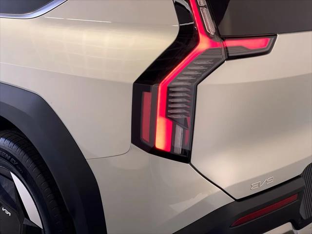 2026 Kia EV9 Light Long Range