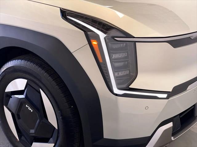 2026 Kia EV9 Light Long Range