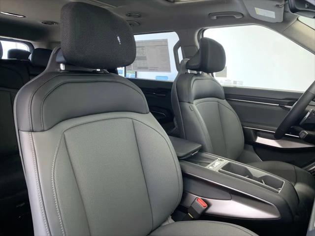 2026 Kia EV9 Light Long Range