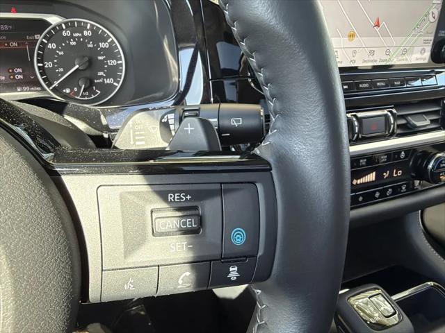 2025 Nissan Pathfinder SL FWD
