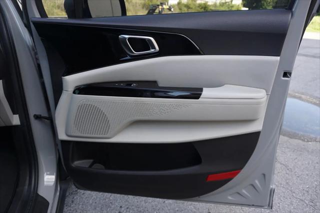 2022 Kia Carnival MPV EX
