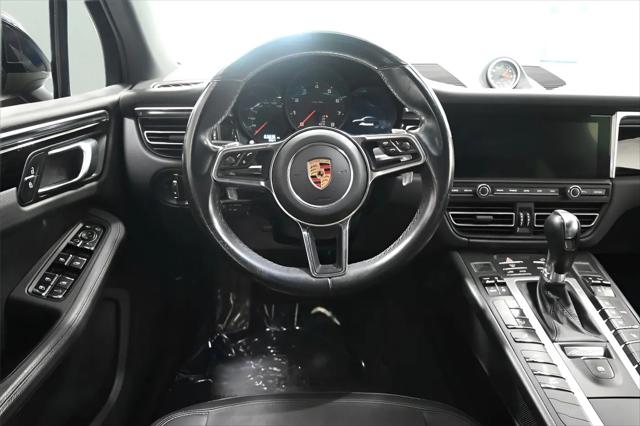 2019 Porsche Macan Macan