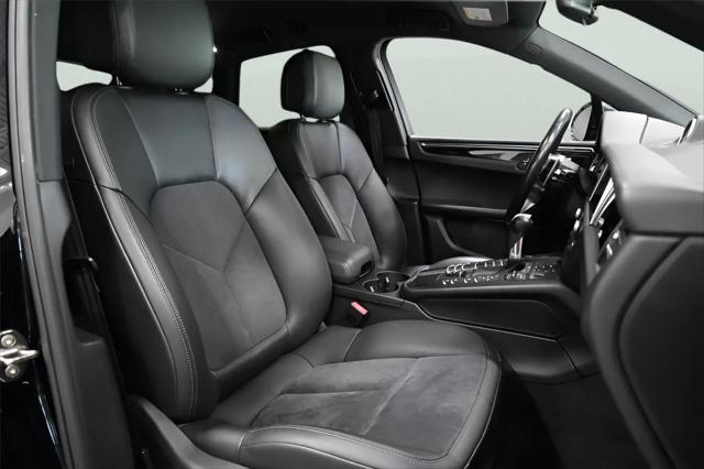 2019 Porsche Macan Macan