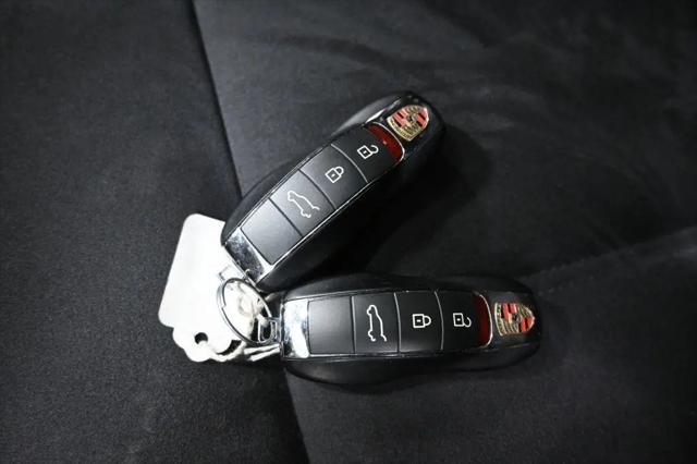 2019 Porsche Macan Macan